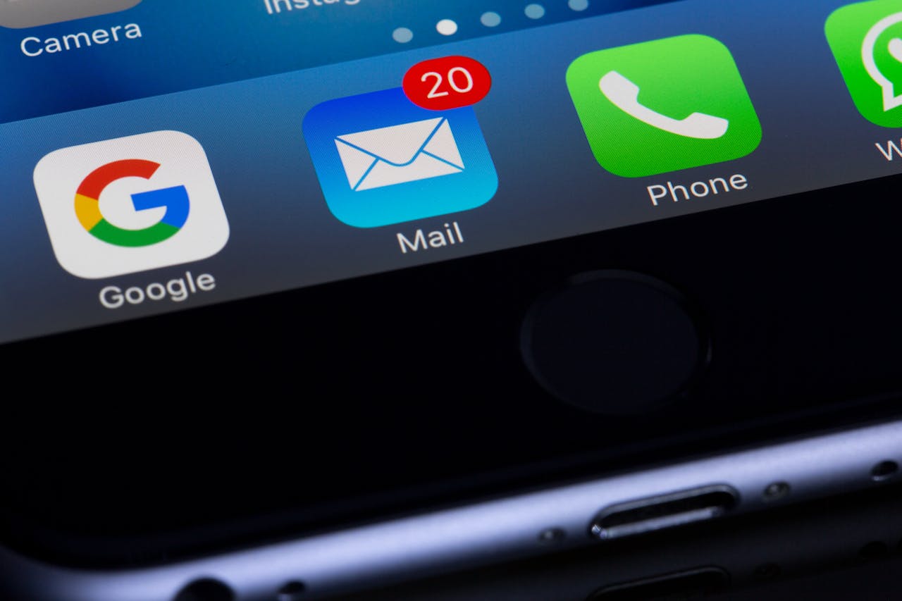 phone apps with email highlighted